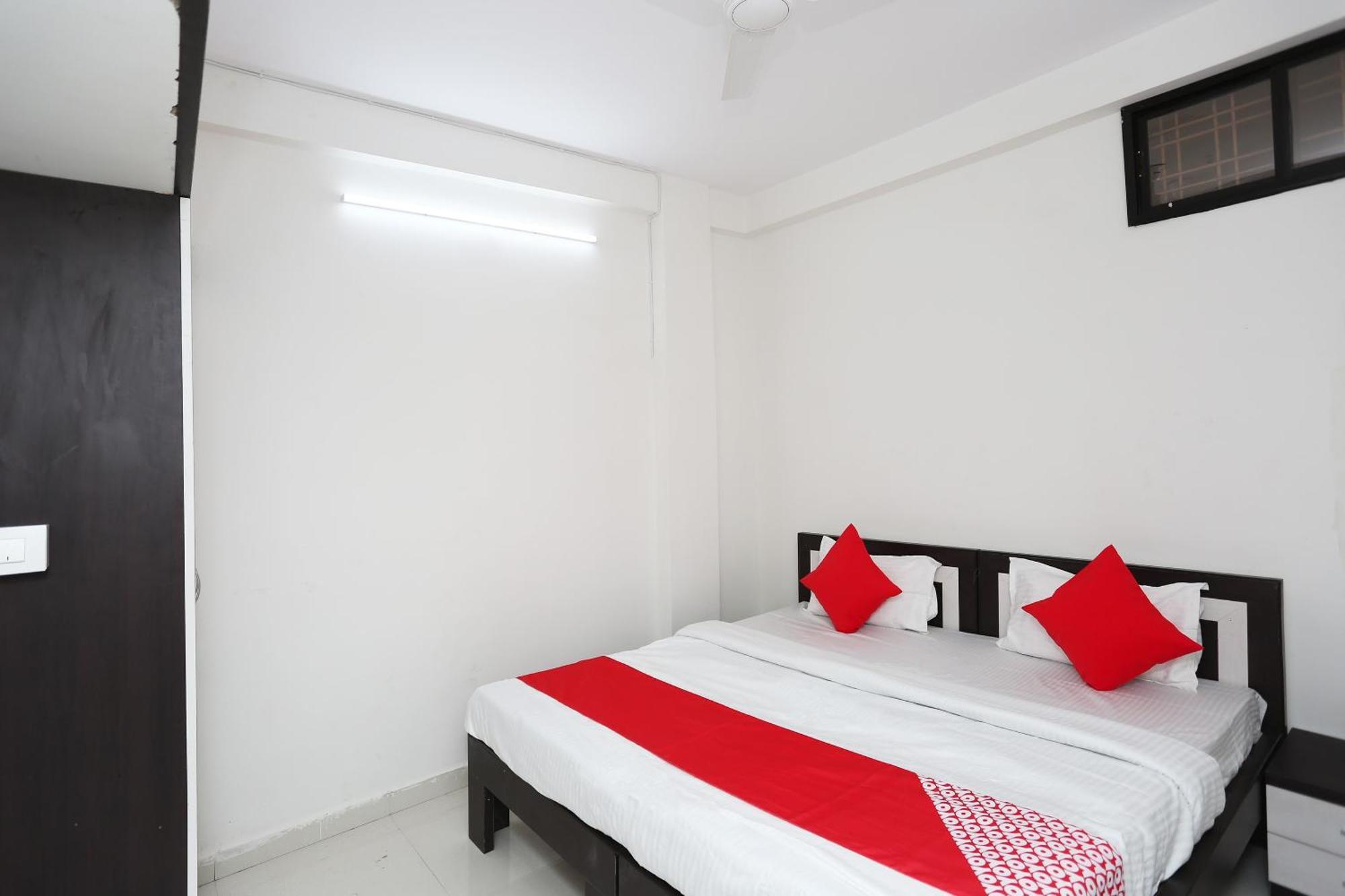 Hotel O 30359 Hotel The Vinayak Bhopal Exteriör bild