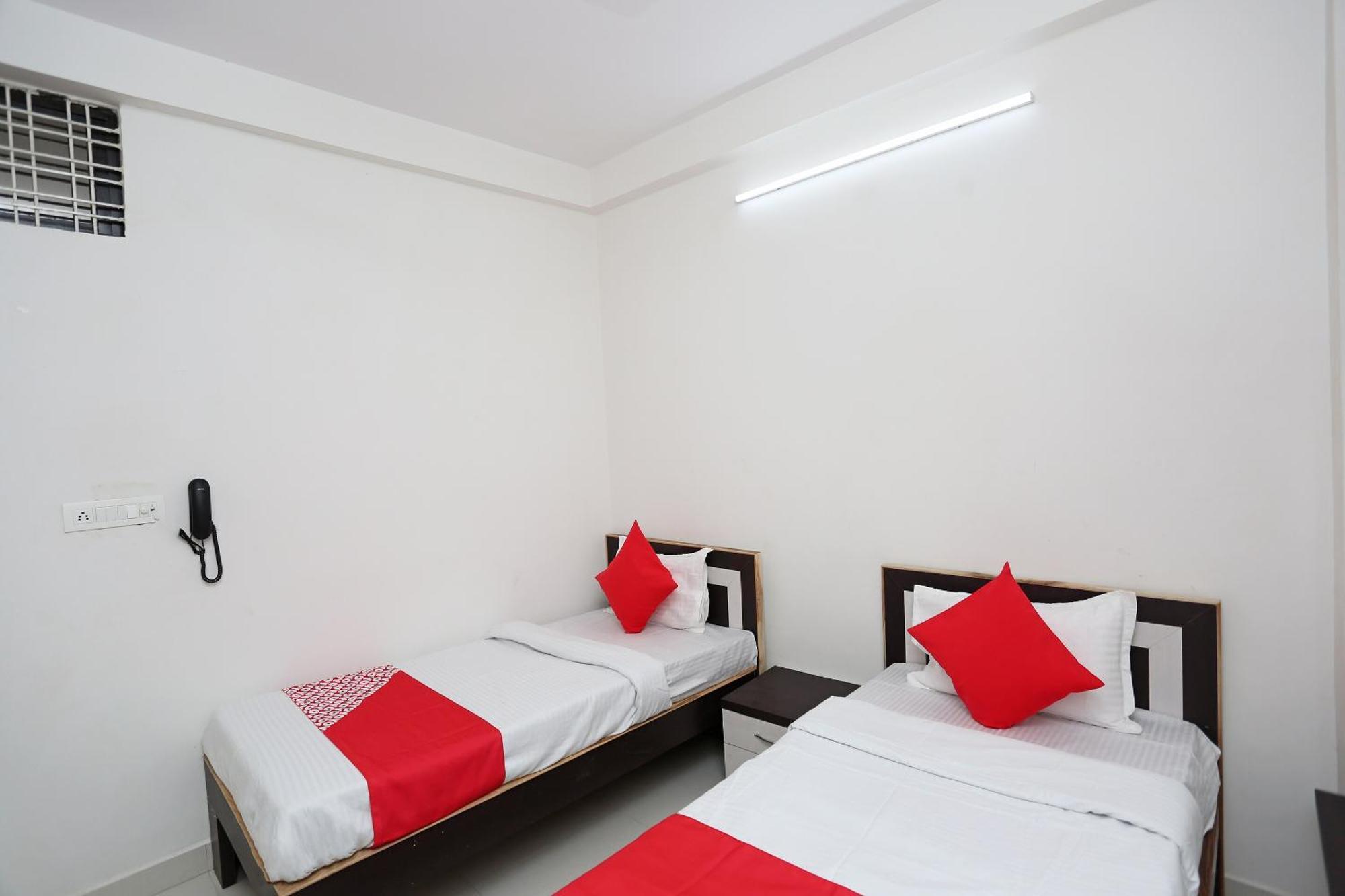 Hotel O 30359 Hotel The Vinayak Bhopal Exteriör bild
