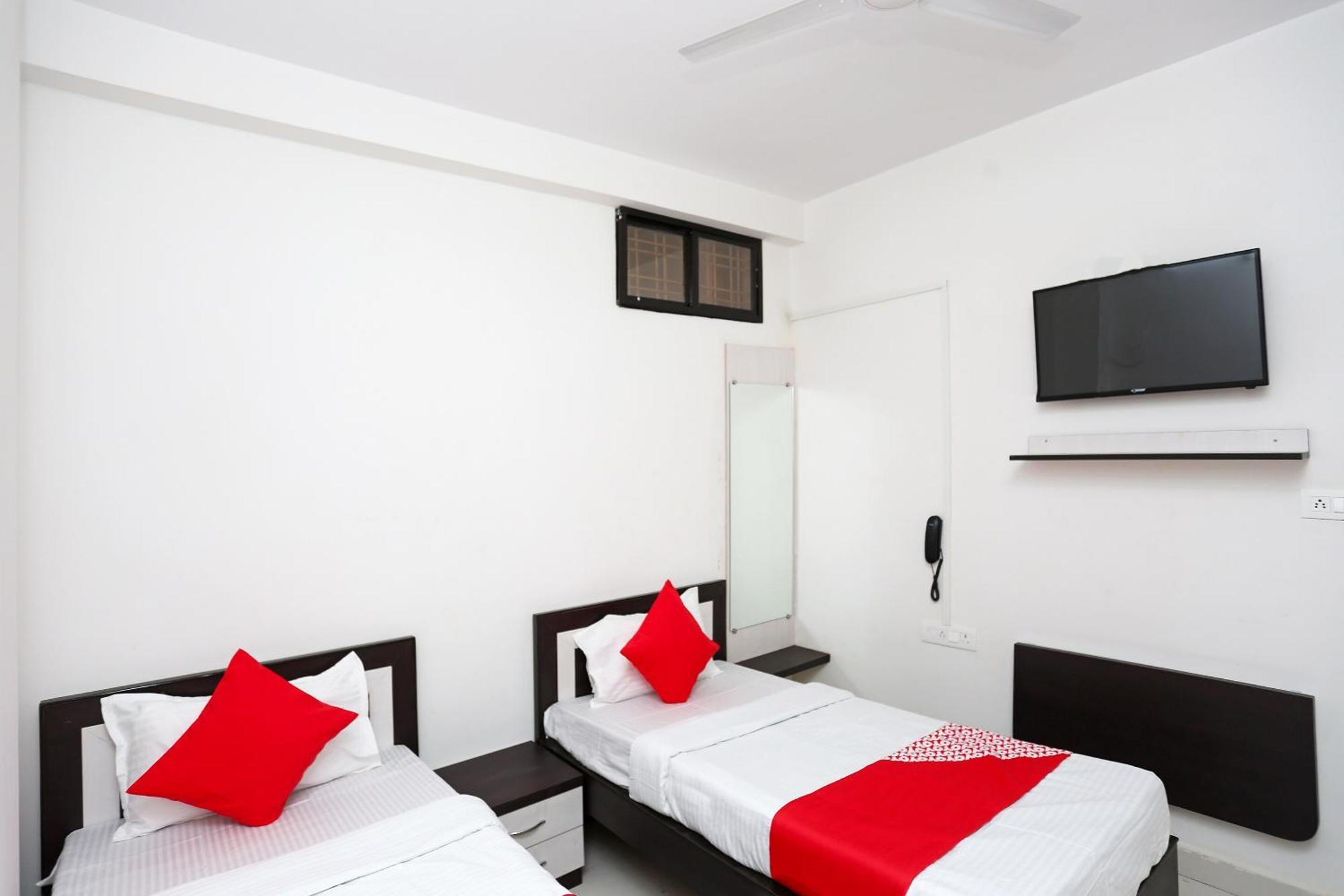 Hotel O 30359 Hotel The Vinayak Bhopal Exteriör bild