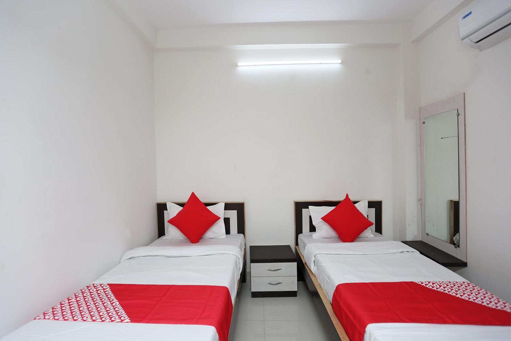 Hotel O 30359 Hotel The Vinayak Bhopal Exteriör bild