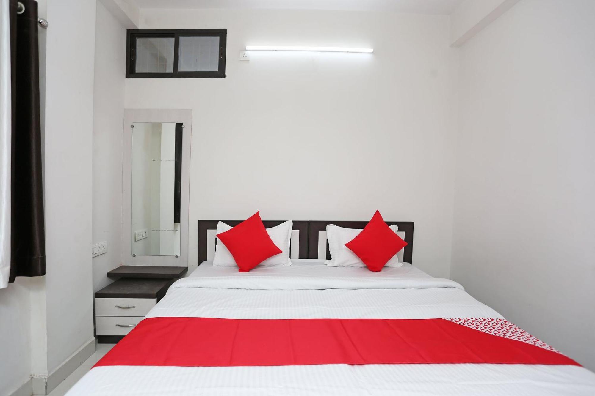 Hotel O 30359 Hotel The Vinayak Bhopal Exteriör bild